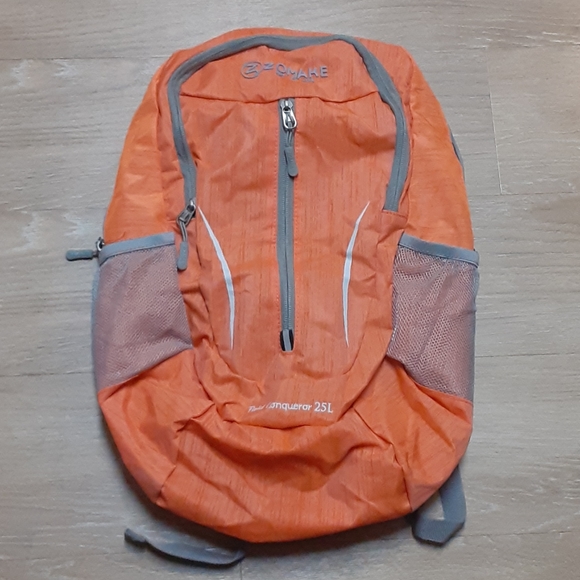 Backpack - Picture 3 of 5